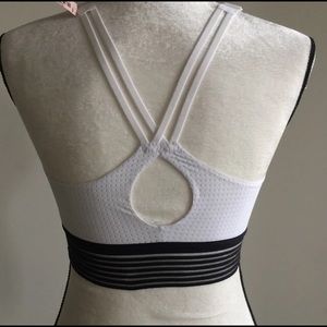 VS Sport Bras